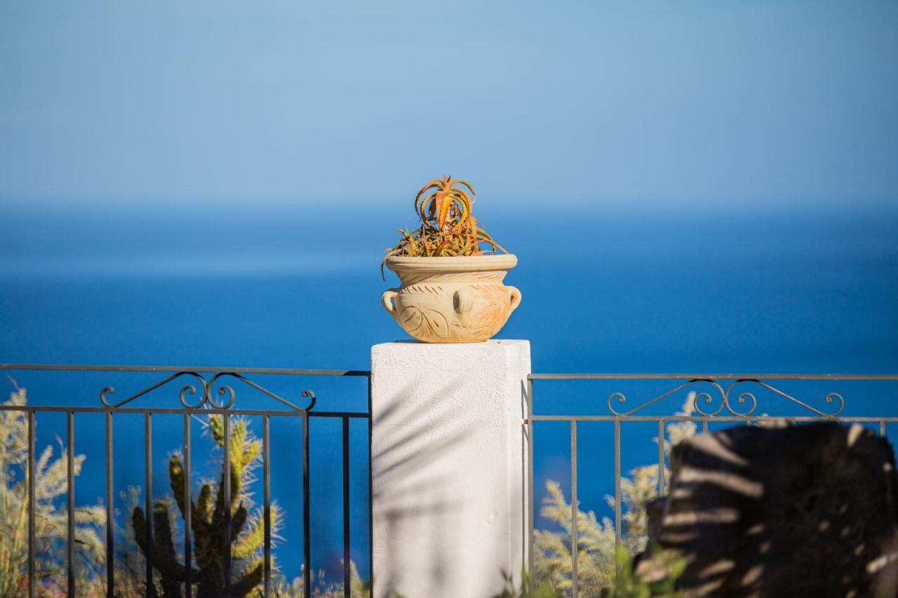 B&B Villa Maristella 利帕里 外观 照片