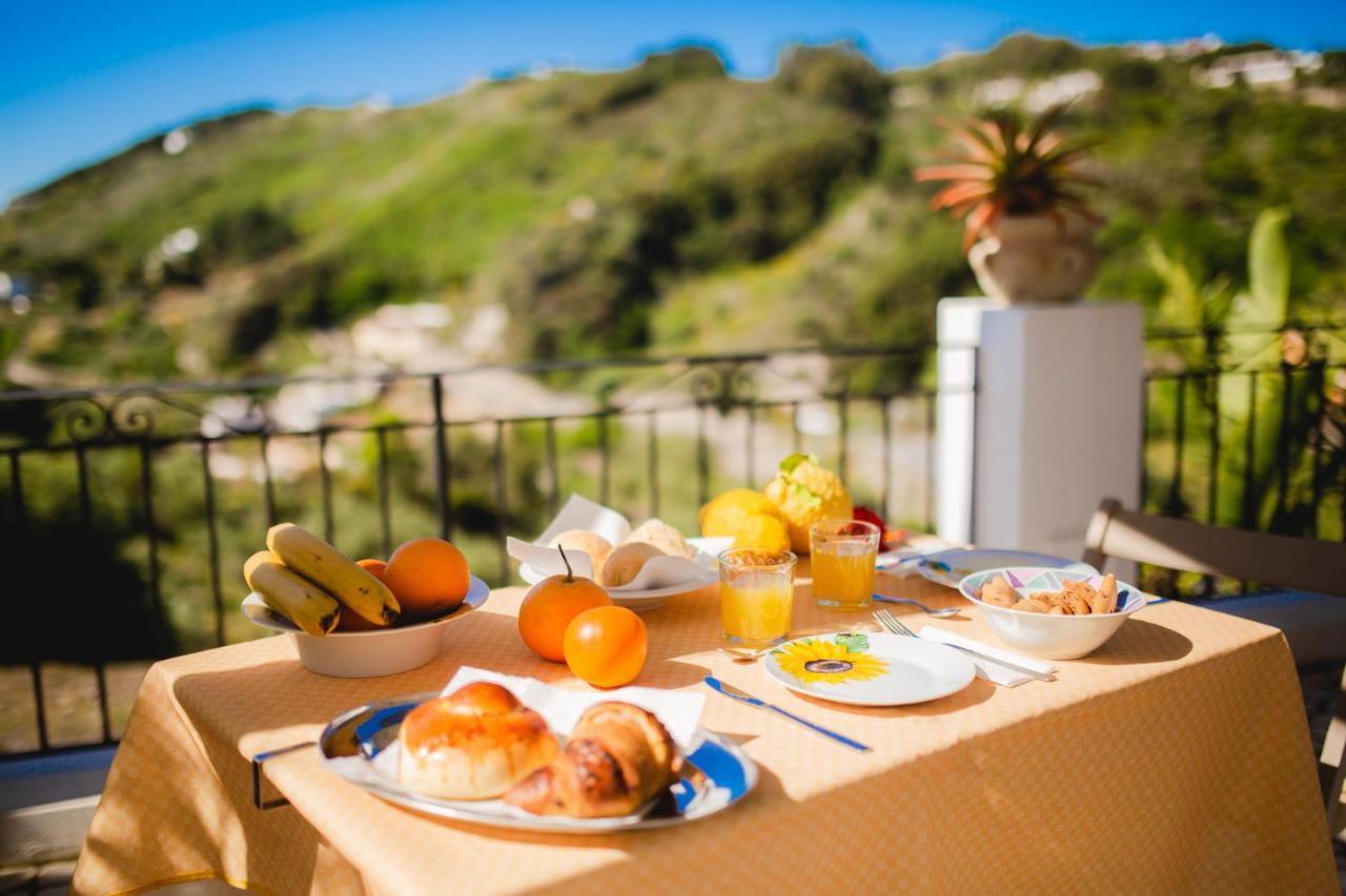 B&B Villa Maristella 利帕里 外观 照片