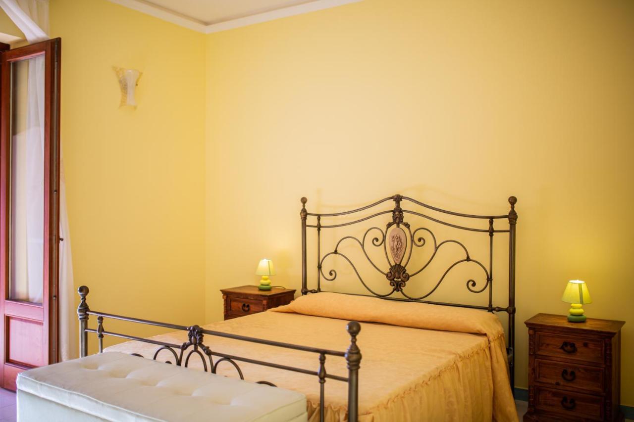 B&B Villa Maristella 利帕里 外观 照片